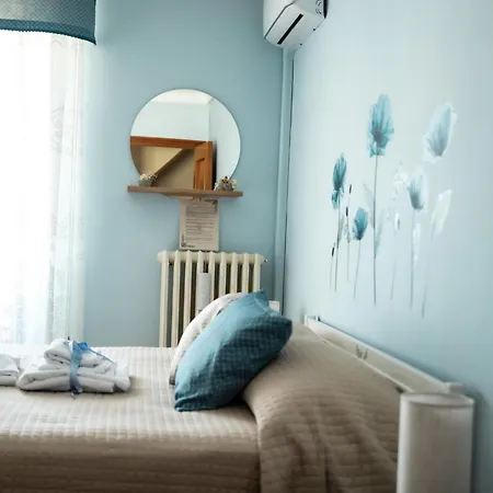La Casa Di Cristina Bed & Breakfast Commino