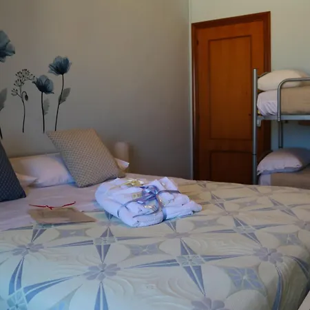 La Casa Di Cristina Bed & Breakfast Commino